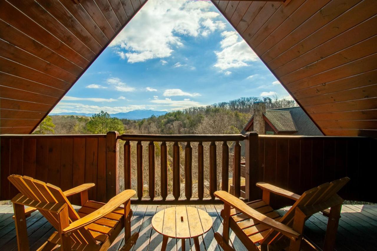 Home Sweet Hideaway Retreat Near Pigeon Forge Bagian luar foto