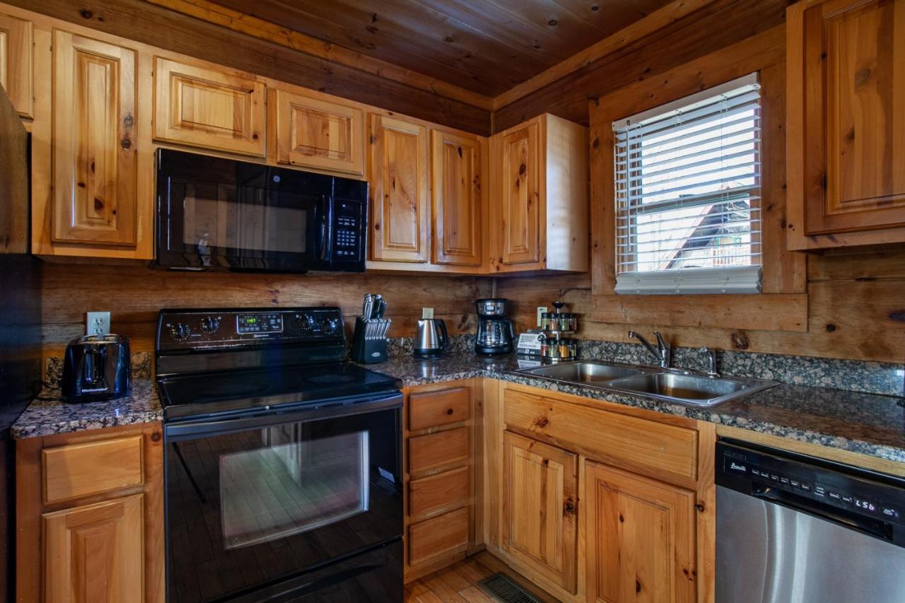 Home Sweet Hideaway Retreat Near Pigeon Forge Bagian luar foto