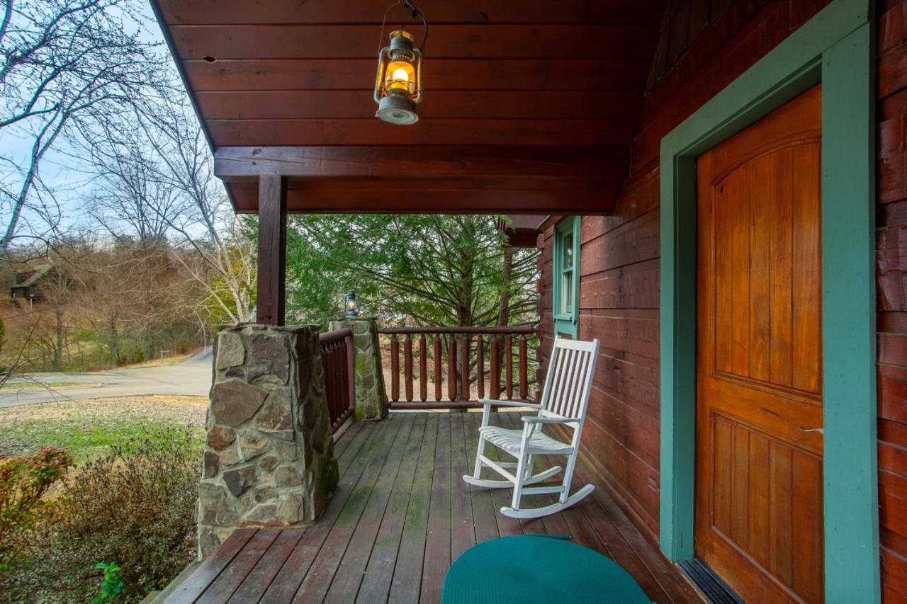 Home Sweet Hideaway Retreat Near Pigeon Forge Bagian luar foto