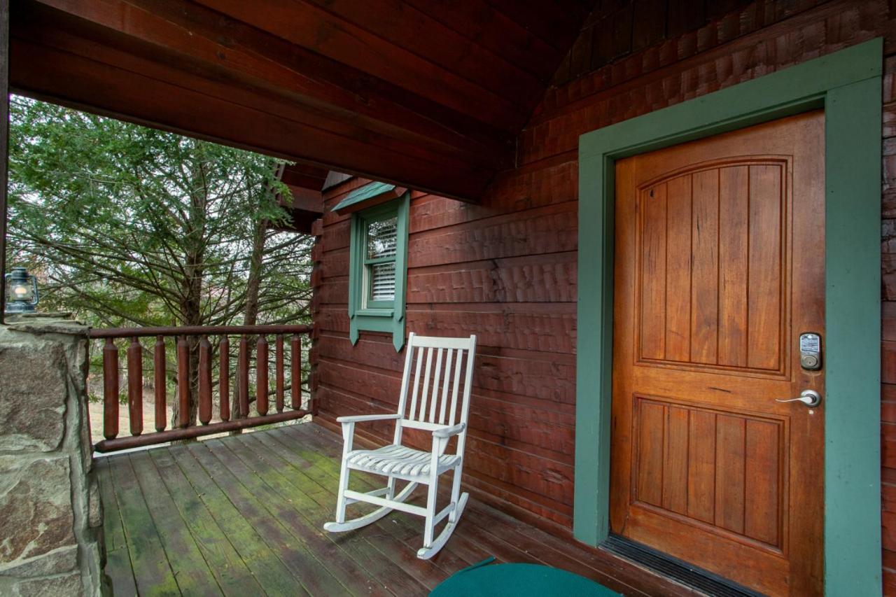 Home Sweet Hideaway Retreat Near Pigeon Forge Bagian luar foto
