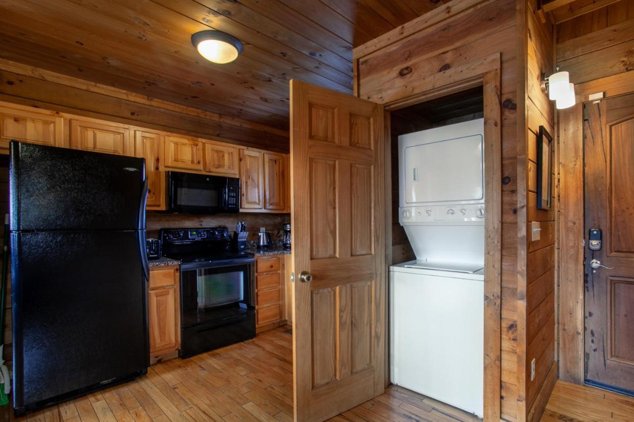 Home Sweet Hideaway Retreat Near Pigeon Forge Bagian luar foto